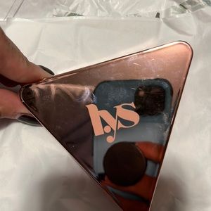 LYS No Limits matte bronzer in Worthy (Deep)